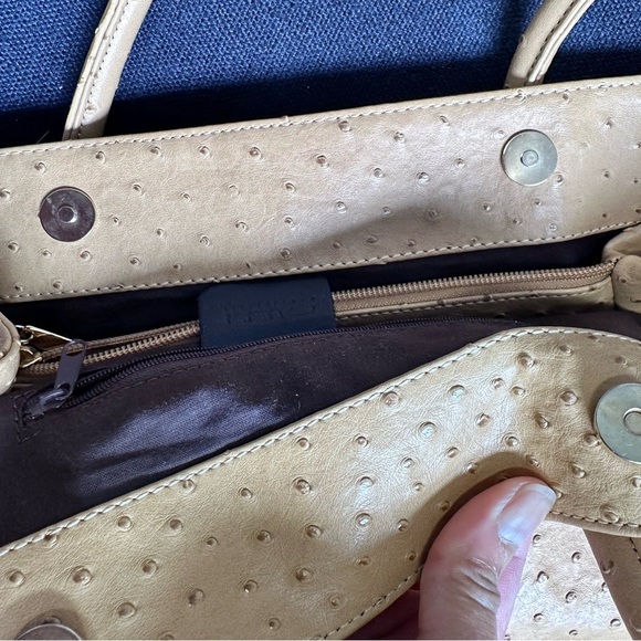 Gilli Tan Hobo Bag Purse ostrich Leather Gold Metal Carry On, Doctor, Commuter - Picture 4 of 15